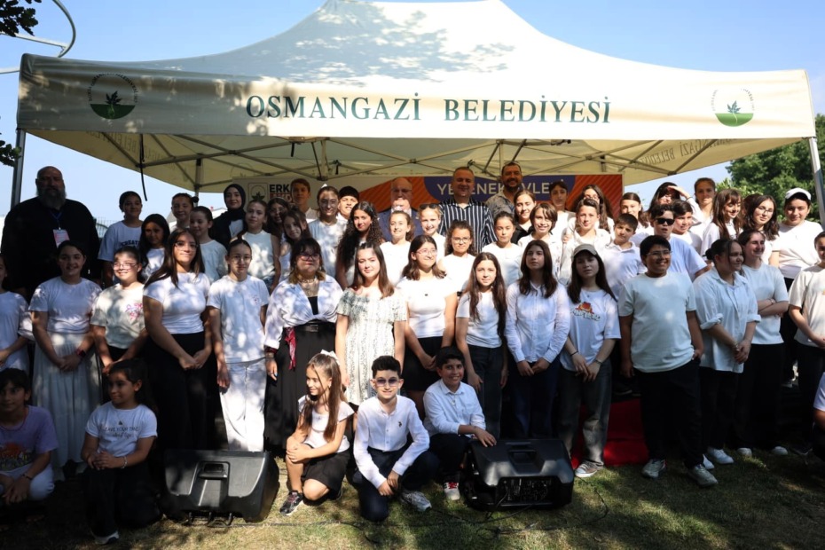 Osmangazi’de Çocuklar Eğlendi, Yetenekler Alkış Topladı