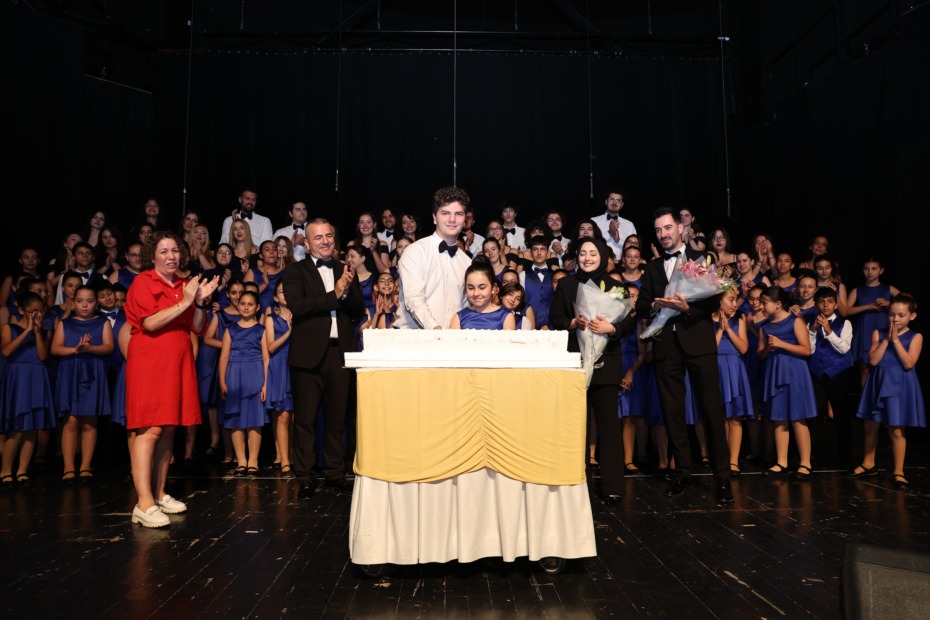Nilüfer’in farklı sesleri bu konserde bir oldu