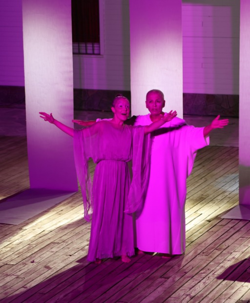 Nilüfer’de Kadın Oyunları Festivali “Şairler Mezarlığı” ile sona erdi