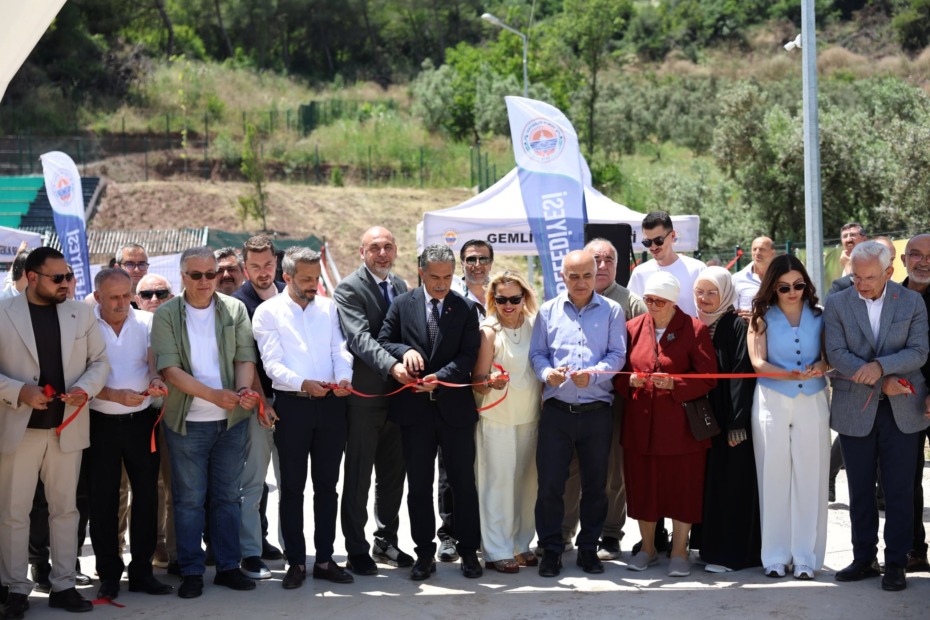 Gemlik’te Sahipsiz Hayvan Bakımevi ve Doğal Yaşam Alanı Törenle Açıldı