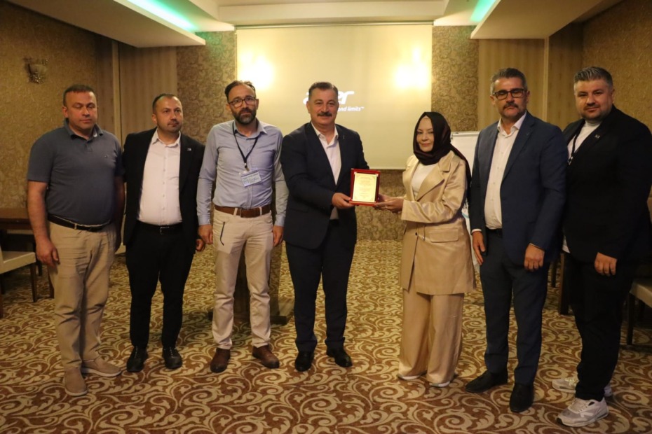 Anahtar Parti Bursa’dan Tip 1 Diyabet Farkındalık Sempozyumu’na Destek