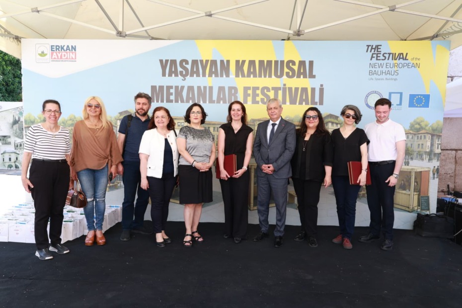 Kamusal Alanlar İçin İlham Veren Buluşma