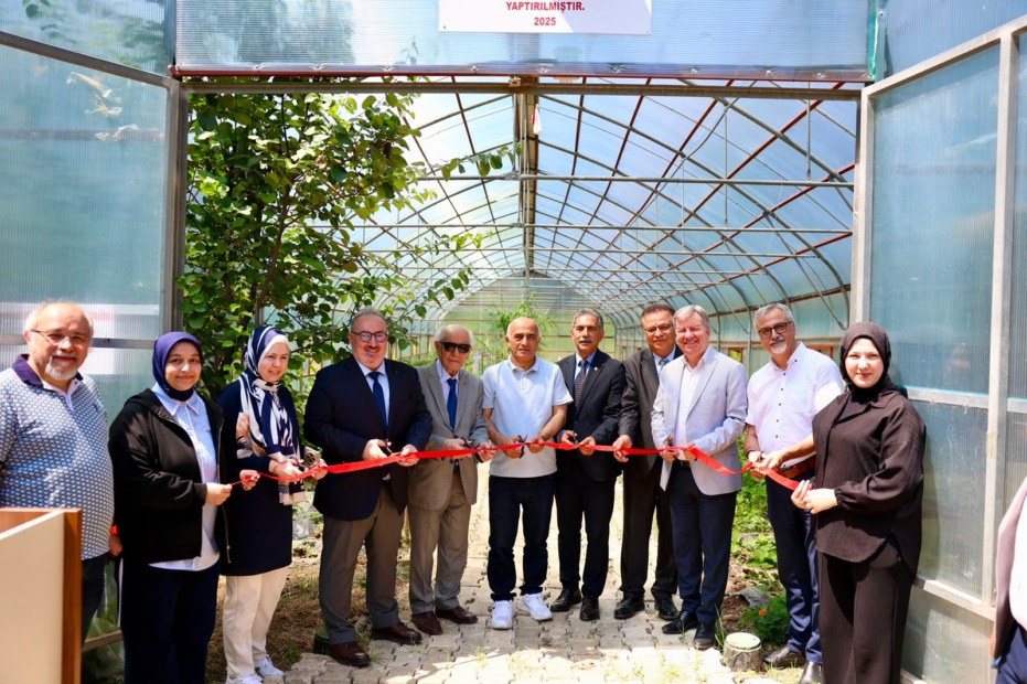 Gemlik MYO’de Uygulama Serası ve Bilgisayar Laboratuvarı Açıldı