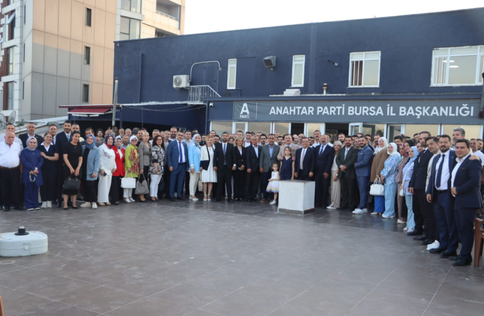 Bursa’da Yeniden Refah’tan Anahtar Parti’ye Bir Katılım Daha