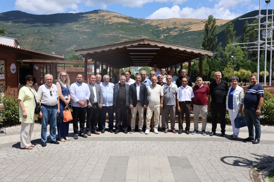 Gemlik’te Muhtarlarla Ortak Akıl Buluşması
