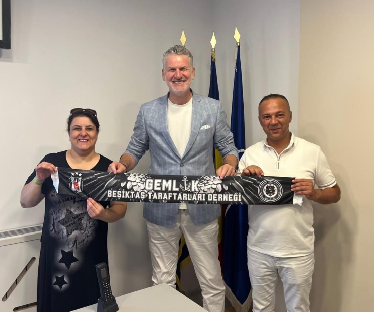 Gemlik Beşiktaşlılar Romanya’da Beşiktaş Sevgisini Tanıttı (Videolu Haber)