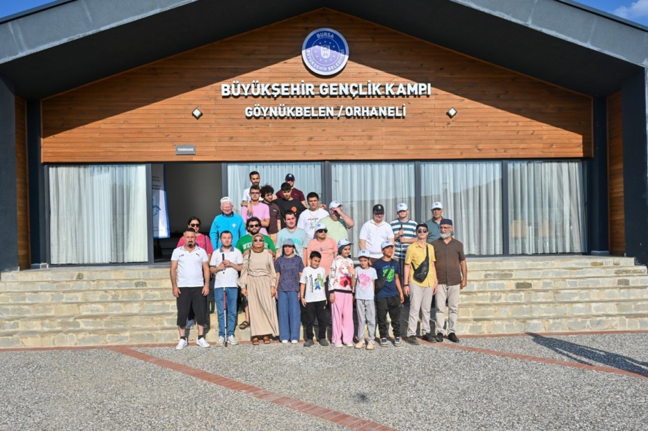 BÜYÜKŞEHİR’İN GENÇLİK KAMPINDA ENGELLER AŞILDI