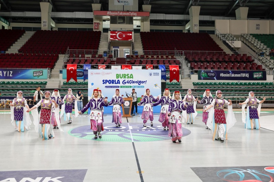 BURSA’DA 30 BİN ÇOCUK YAZI SPORLA GEÇİRECEK