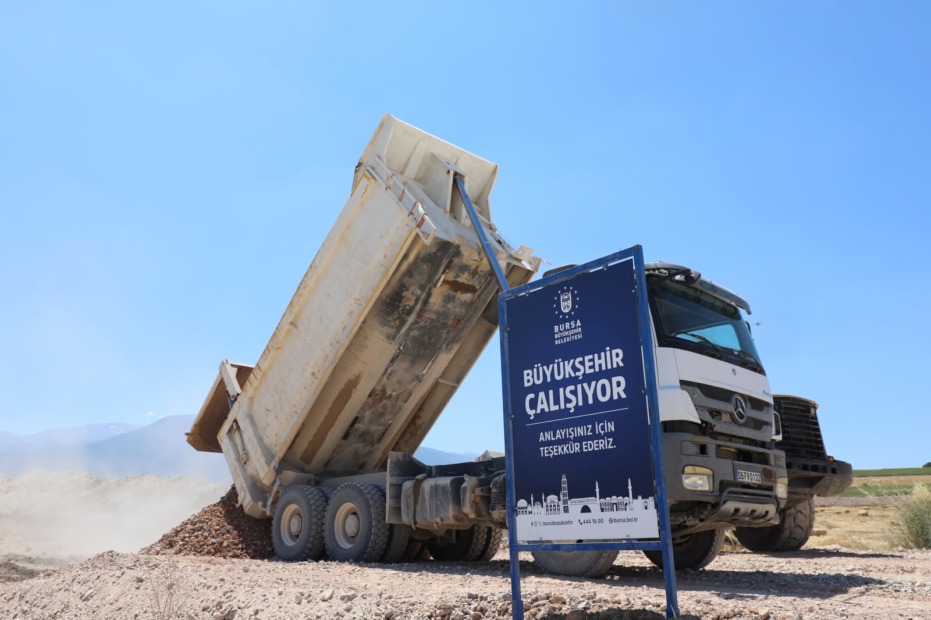 BÜYÜKŞEHİR’DEN İNEGÖL’E 18 KİLOMETRE UZUNLUĞUNDA YENİ YOL