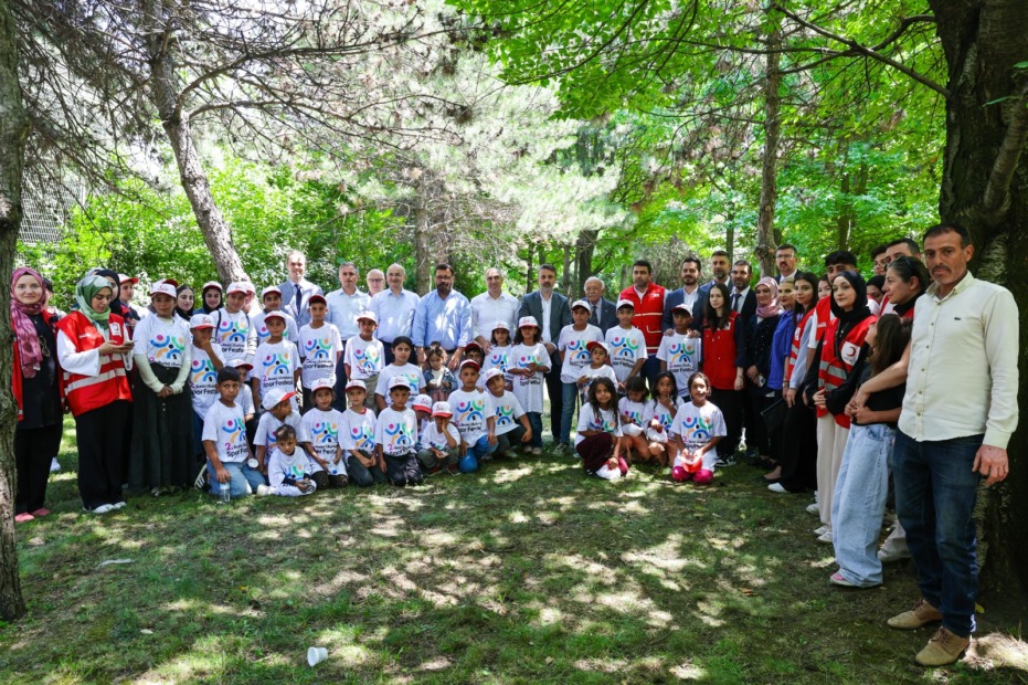 BAŞKAN VEKİLİ BİBA’DAN HAYVANAT BAHÇESİ’NE ZİYARET