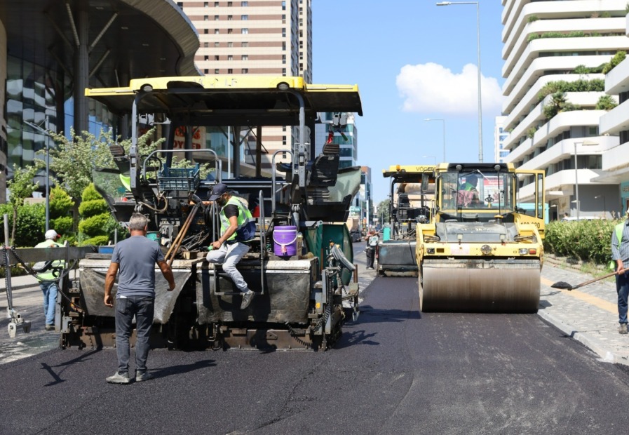 BÜYÜKŞEHİR’DEN AKADEMİ CADDESİ’NE KONFOR AYARI