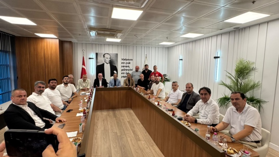 Gemlikspor’da 3. Lig Mesaisi Başladı: İlk Toplantı Gerçekleştirildi