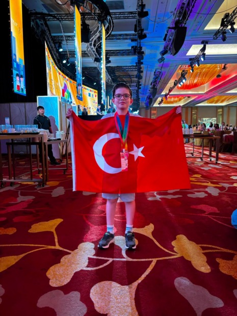 SİNGAPUR’DAKİ MATEMATİK OLİMPİYATLARINA BURSA İMZASI…