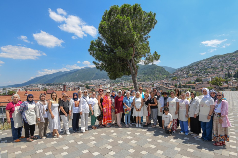Kadın Girişimciler Üftade Meydanı’nda Emeklerini Sergiledi