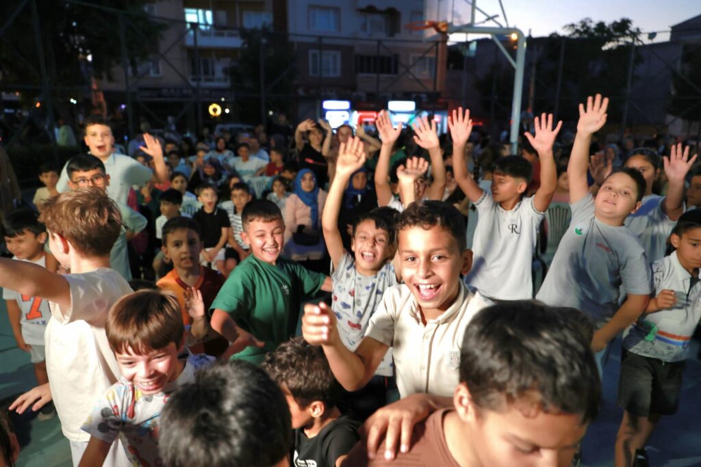 Osmangazi’de Çocukların Sinema Keyfi Devam Ediyor