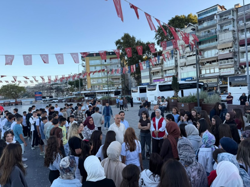Kaymakam Canbaba, 152 Genci Çanakkale’ye Uğurladı