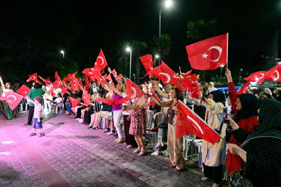 KÜLTÜRPARK’TA ZAFER COŞKUSU