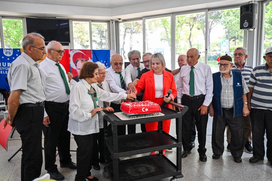 BURSA’DA 7’DEN 70’E ZAFER SEVİNCİ