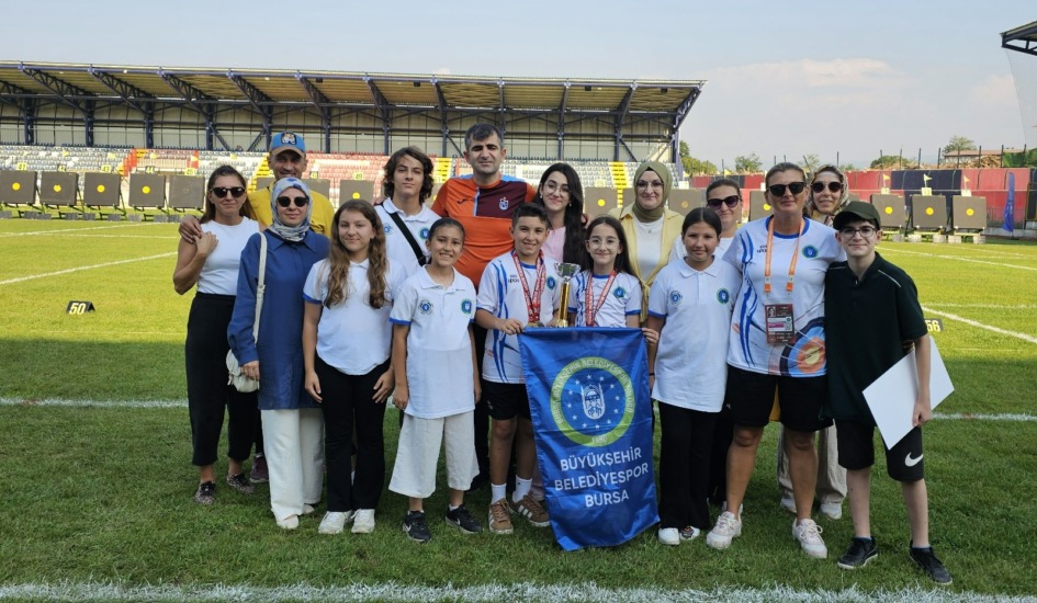 Büyükşehir Belediyesporlu okçulardan 3 madalya