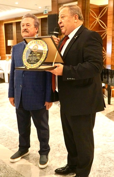 Emeklilerden Cavit Çağlar’a Vefa