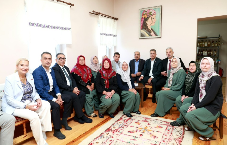 Yigitali Mahallesi’nde Başkan Aydın’a Sevgi Seli
