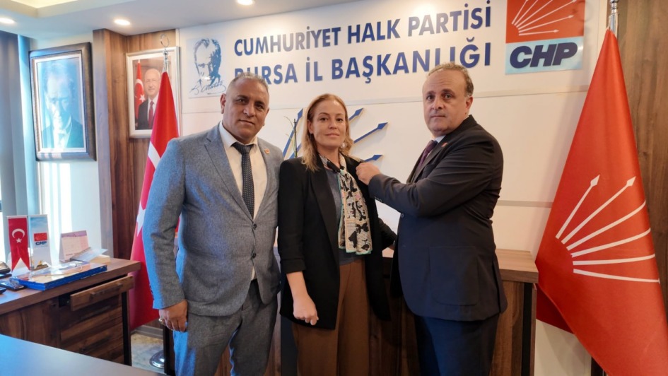 Zeynep Akış Serintürk Yeniden CHP’de