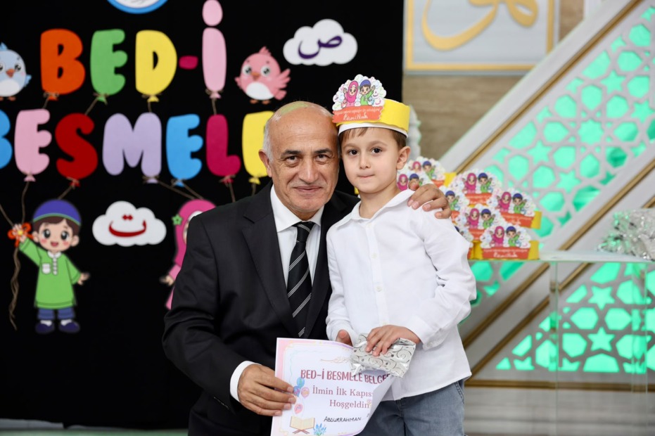 Minik Öğrenciler Kur’an Yolculuğuna Bed-i Besmele ile Başladı