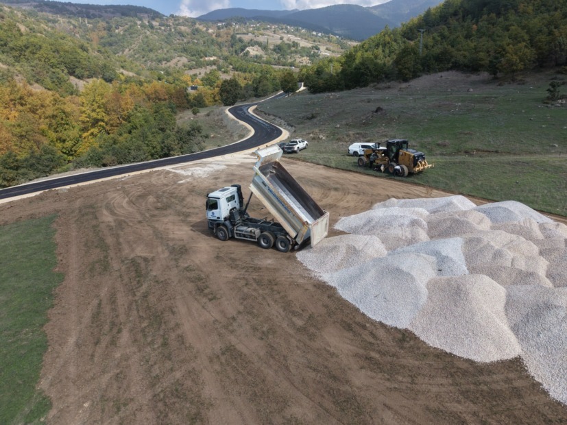 Büyükşehir, Osmangazi’de 10 kilometrelik yolu yeniledi