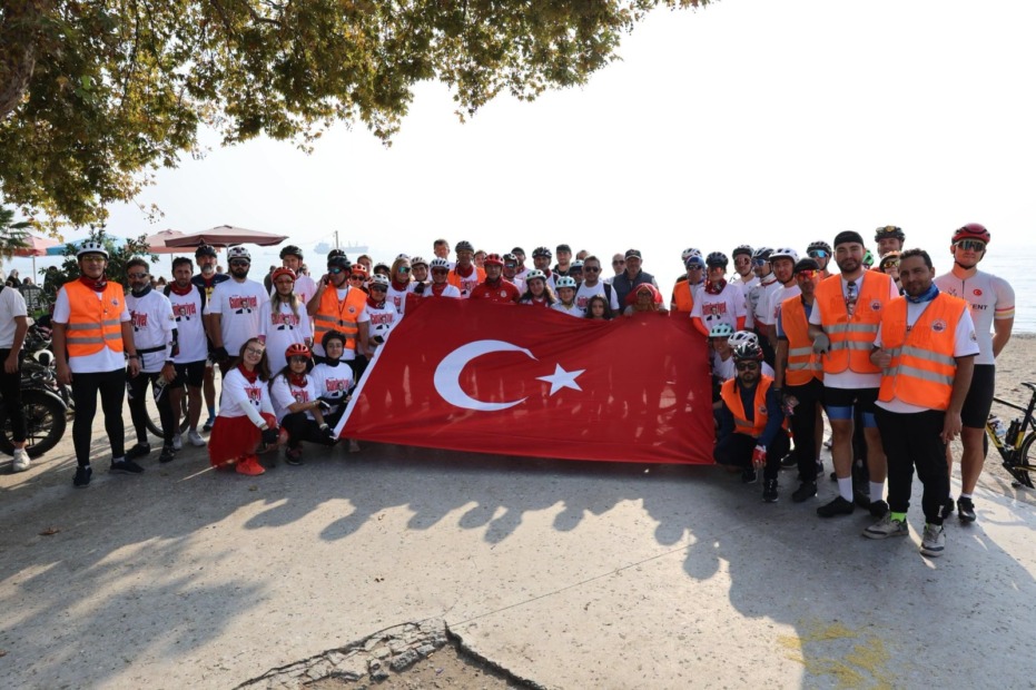 Gemlik’te Cumhuriyet Bayramı için Pedal Çevirdiler