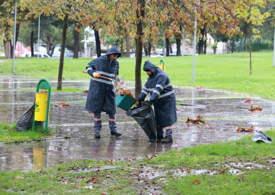 Osmangazi’de Park ve Yeşil Alanlarda Yoğun Mesai