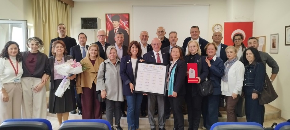 KÜÇÜK ELLERDE BÜYÜK UMUT: GÖKDERE ROTARY KULÜBÜNDEN ÇOCUK YOĞUN BAKIM ÜNİTESİNE 55 BİN DOLARLIK DESTEK