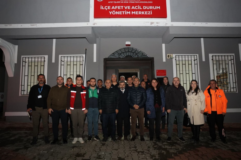 GEMLİK’TE OLASI SEL SENARYOSUNA YÖNELİK AFET KOORDİNASYON TOPLANTISI