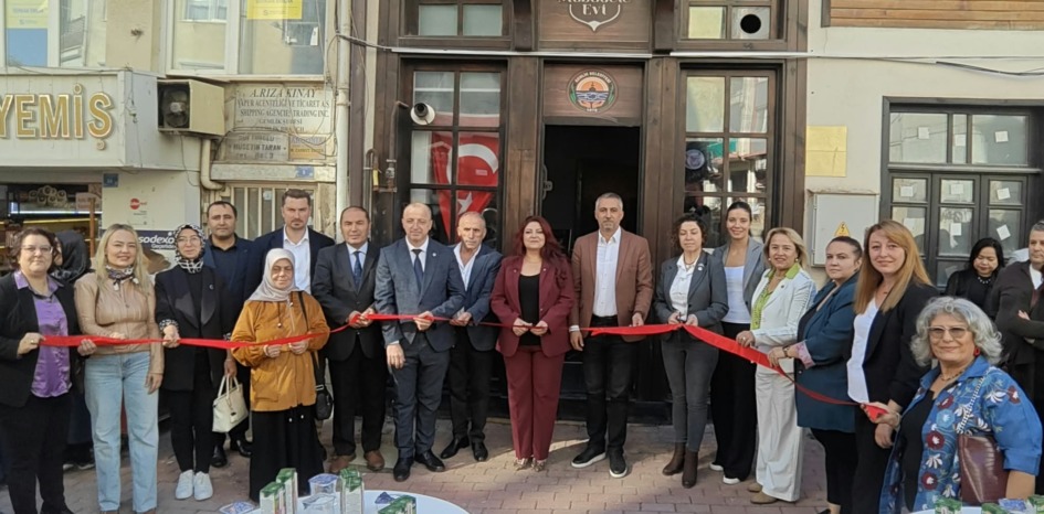 “NAKIŞIN HAFIZASI” SERGİSİ GEMLİK MÜBADELE MÜZESİ’NDE AÇILDI