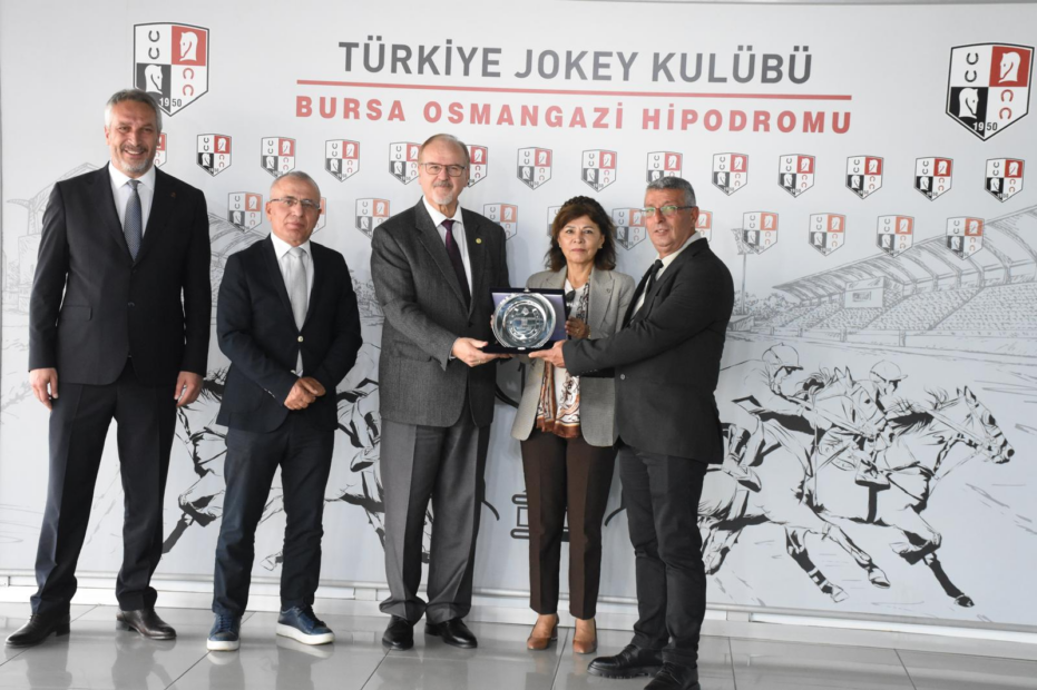 ASGD KOŞUSU’NU “SARAYTAY” KAZANDI