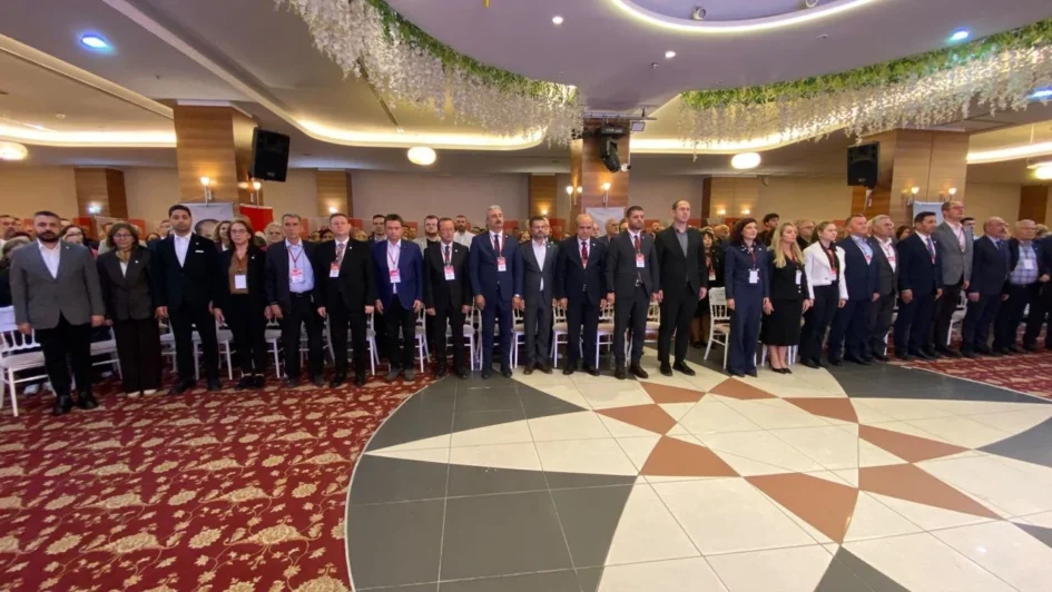 YENİ Parti Bursa’da ilk il kongresini gerçekleştirdi (Videolu Haber)